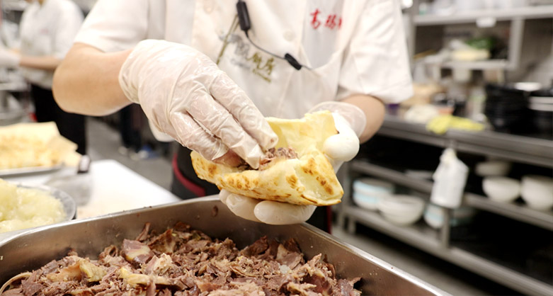 河間驢肉火燒入選全國(guó)地標(biāo)美食